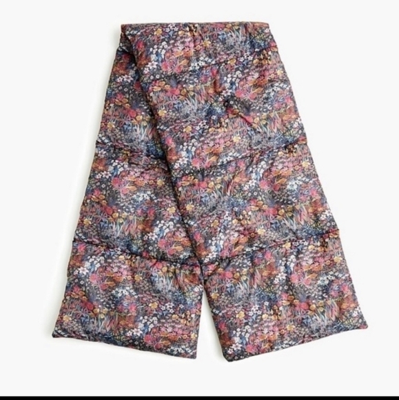NWT  J.CREW Liberty Art‎ floral print puffer scarf Style K6258. - Picture 5 of 10